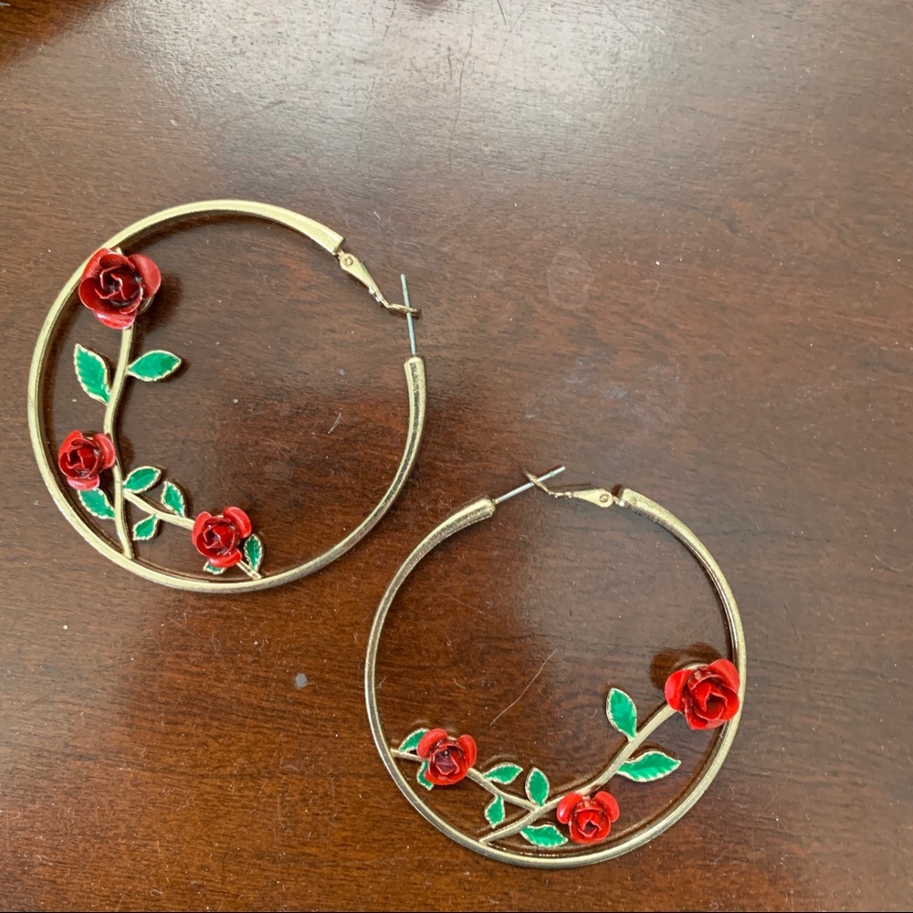 Gold hoops with roses